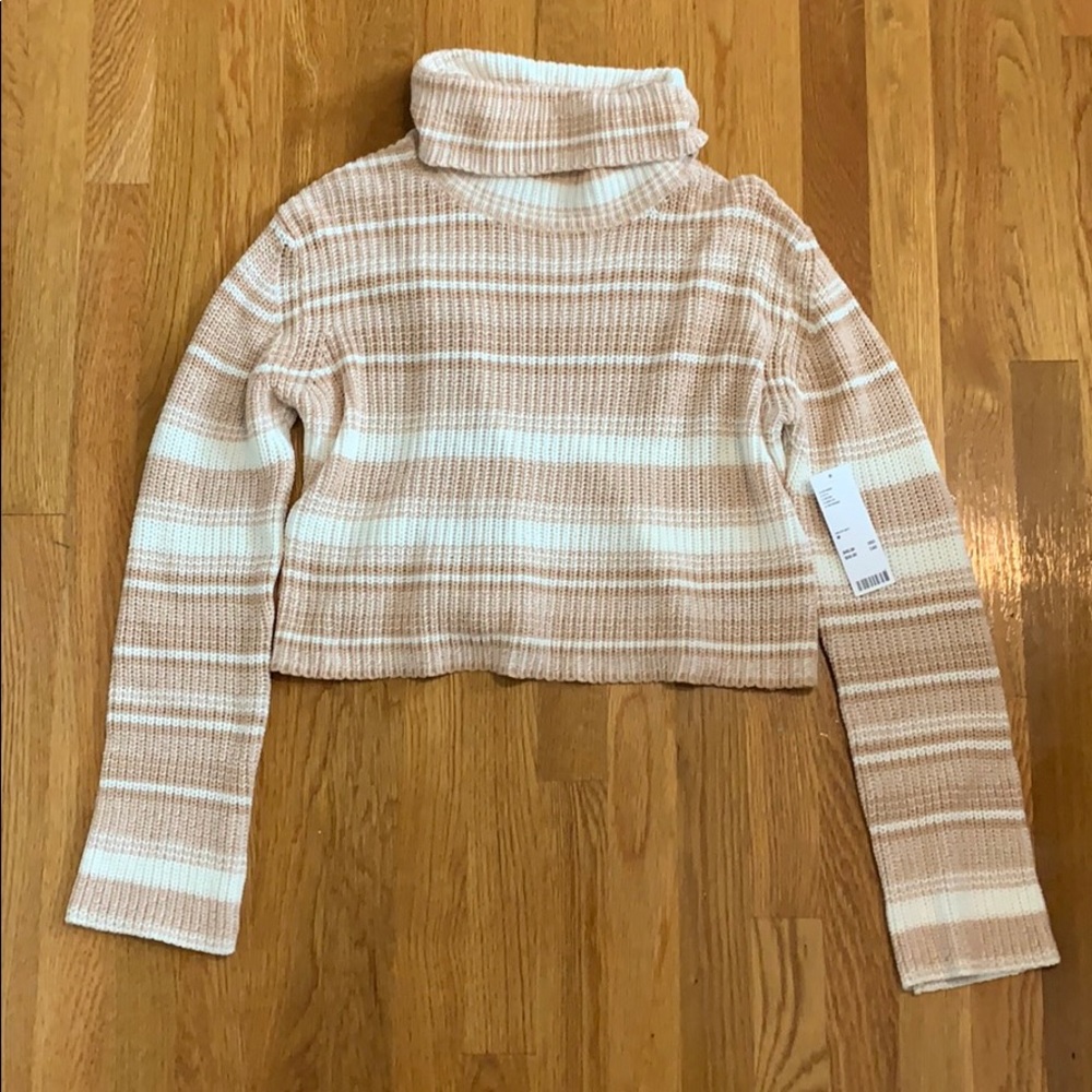 Urban Outfitters turtle neck
